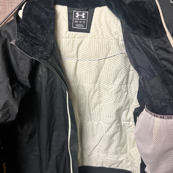 Under Armour Snow Set - Picture 2 of 7